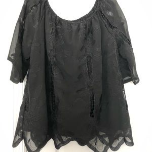 Kaktus Black Embroidered Elbow Length Blouse Sz L